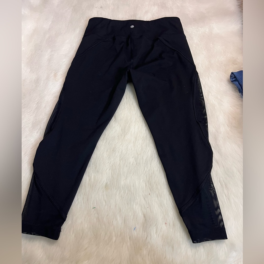 Yogalicious sz L cropped black leggings with mesh detail 0644 - Picture 2 of 5